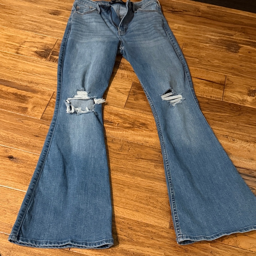 Hollister Distressed Flare Jeans in Blue